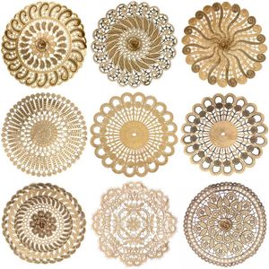 Tafelmatten kussens Europa Round Gold Lace Borduurwerk Placemat Cup Tea Mok keuken Plaats Mat Dineren Kerstmis Wedding Kussen 26-28 cm breed