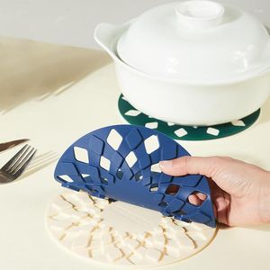 Tapis de table tapis de dessous de plat dessous de plat résistant à la chaleur vaisselle isolation plats support de casserole protéger plat pour comptoir de cuisine