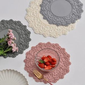 Manteles individuales de silicona para comedor, tapete de flores de encaje de lujo, lugar redondo, almohadilla de vajilla de café resistente al calor