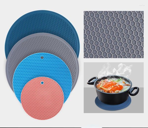 Tapis de table TINGKE Grand tapis d'isolation thermique en silicone pour outil de cuisine en nid d'abeille - Idéal pour les pots de vaisselle et les sous-verres