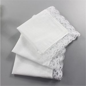 Serviette de table 12 pièces personnalisé pur blanc dentelle mouchoir femme cadeaux de mariage vendre décoration serviettes en tissu 25*25 cm