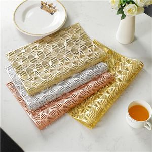 Tafel servet geometrische reliëf weven isolatie kussen pvc leven 2 stuks set keukenmatten kunst decoratieve biefstukplaat mat