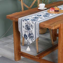 Camino de mesa Camino de mesa chino Bordado clásico Borla Mantel Té Cama decorativa Bandera Flor azul Decoración del hogar de lujo Textil 231101