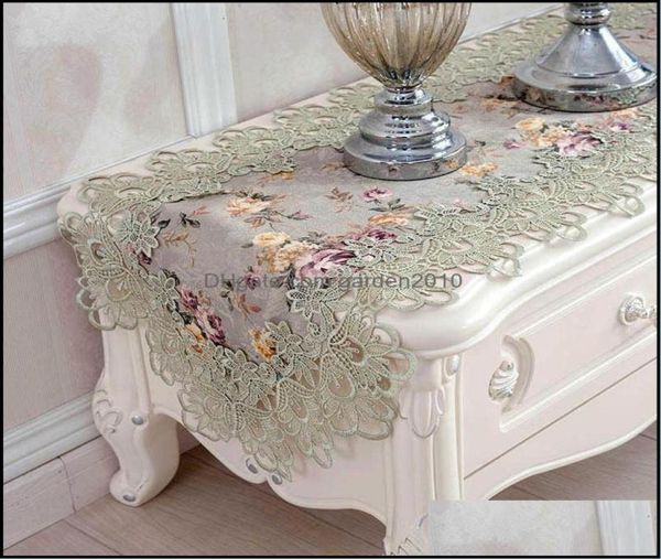 Chemin de table en tissu avec drapeau et fleurs brodées, dessus vert élégant en dentelle européenne, imprimé pastoral, décoration, napperons 1487715