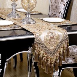 Tafelloper Europese Luxe Tafelloper Jacquard Damast Bloemen Geborduurde Tafellopers Luxe Placemats Salontafel Decor Kwasten Thuis 231019