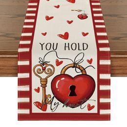 Tafelloper Noordic Valentijnsdag Runners Hoge kwaliteit Wedding Anniversary Dining Decoratie Indoor Outdoor Gathering Party 230227