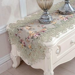 Chemin de table chemin de table vert drapeau de table fleur broderie haut élégant européen dentelle décoration maison coureur table tapis 230408