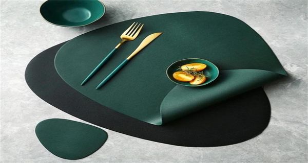 Table Varelle Placemat Table Mat PU Cuir Isolation thermique non glissée Placemats Simple Disc Coaster Placemat pour la salle à manger Tableau 213 V2799321