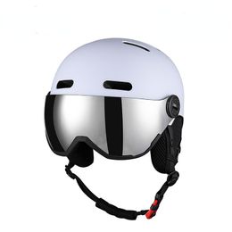 Tactische helmen mannen en vrouwen met lange fleece oorbescherming warme ski-beschermhelm verstelbare kop sport professionele pet 230726