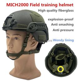 Tactische Helmen MICH Tactische Anti-oproer- en anti-impacthelm Hoge kwaliteit glasvezel Leger Outdoor Training Helmbeschermer Wendy LiningL2402