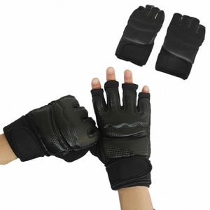 Taekwdo Boxer Guard Hand Bokszak Half Vinger Handschoenen Sport Vakantie Handschoenen Wanten Cvertible 75Nw #