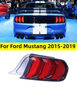 Feux arrière pour Ford Mustang 20 15-20 19 Version multifonctionnelle à 5 modes Ensemble de feux arrière Mustang LED Clignotants dynamiques en cours d'exécution