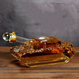 Verre en verre en forme de réservoir en verre whisky décanter barware bouteille de verre à vin pour liqueur Scotch Bourbon 500ml1000ml1500ml 240415