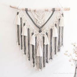 Tapices Tejido a mano Color Macrame Adorno para colgar en la pared Decoración artesanal bohemia Tapiz magnífico para el dormitorio en casa 55 * 65 cm 230616