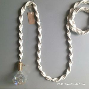 Tapices Estilo nórdico Macrame Cuerda tejida a mano Pequeña lámpara colgante Araña Línea larga Edison Bombilla para decoración del hogar Boho Decoración bohemia