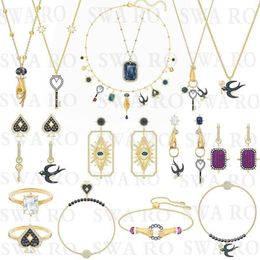 Tarot Magic Collier Set mystérieux symbole chanceux Swallow Devil's Eye Key Spades Femme Bijoux Fashion Set Gift2358