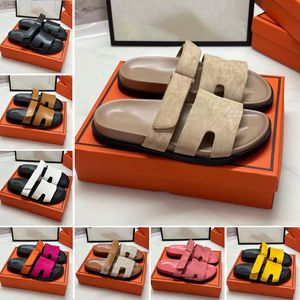 2024 Designer Classic Beach Flat Sandals Luxury Slippers Zomer Lady Leather Leather Flip Flops Top Kwaliteit Women Men Slides Maat 35-45