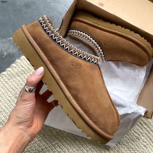 Zapatillas Tasman Australia Botas de diseñador Zapatilla Tazz de lujo Hombres Mujeres Nieve Mini Tobillo Botas de plataforma de invierno de cuero de pato corto Granate Gris Negro Blanco Botas de mujer