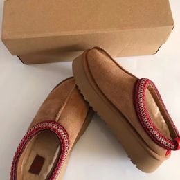 Designer Slippers Tasman Pantoffels Kastanjebont Schapenvacht Cut Tazz Slippers Muilezel Heren Super Mini Platform Laarzen Overschoenen Suède Bovenwerk Comfortabel