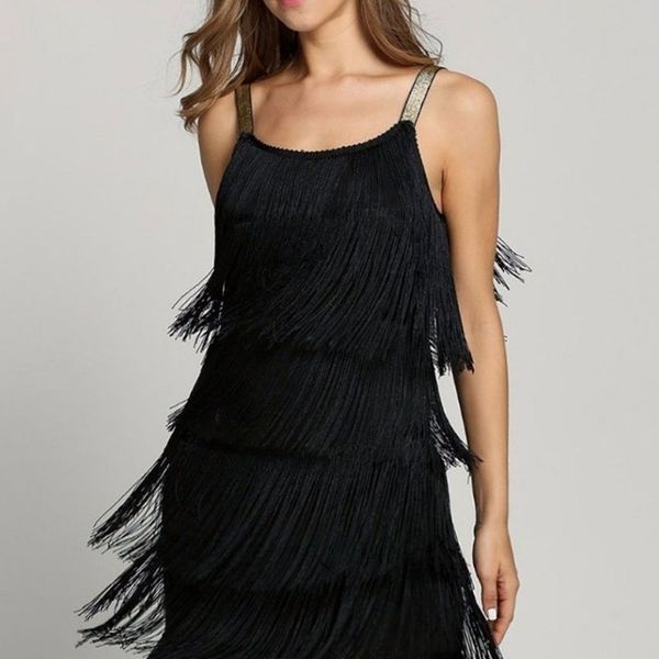 Robe à glace Femme Sexy Summer Flapper Black Robe Strap Coup Low Black Silver Blanc Blanc Fringe Fringe Party Robes A-005 210316