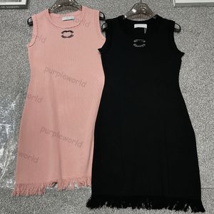 Tassel gebreide vestjurken voor vrouwen brief mode mouwloze rokken ontwerper sexy breien jurk