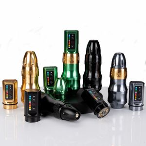 Kits de pistolas de tatuaje Máquina de tatuaje inalámbrica profesional Kit de pistola con 2 baterías 2400 mAh Motor potente Pluma giratoria de tatuaje fuerte para arte corporal 230826