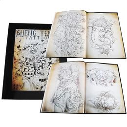 Album de modèle de tatouage Skull Dragon Koi Fish Pattern traditionnel Book Book Design Picture Tattoo Supplies A4 Couverture complète pour l'art 240423