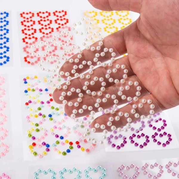 Transfert de tatouage 4/18 mm Love Heart Face Gems Sweet Decoration Stickers For Party Acrylic Crystal Sticker DIY CRISTAL RHINESTON TATTOOS TEMPORARY 240426