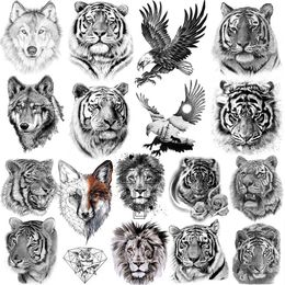 Tattoo overdracht dieren tijger elanden tijdelijke tatoeages voor mannen vos wolf adelaar nep tattoo sticker uil bloemen schorpioen king tatoo dames body armbands 240427