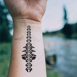 Tattoo overdracht tattoo stickers geomtrisch patroon cool element nep tatto voor vrouwen mannen arm hand waterdichte tijdelijke make -up tatoo body art 240427