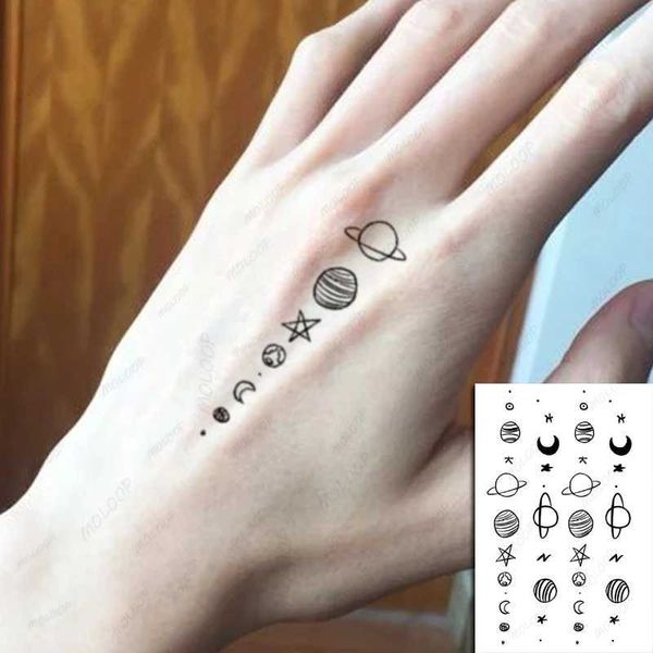 Transfert de tatouage Autocollants de tatouage Sun Moon Stars Planet Interstellar Galaxy FaTTO Tatto Imperproof Temporary Hand Tatoo for Women Men Makeup Art 240427