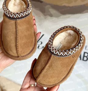 Tazz Tasman Slippers Kinderbabyschoenen Peuter Kastanjebont Slippers Schapenvacht Shearling Klassieke Ultra Mini Boot Wintermuiltjes UGGsity laars Little Big YT5516