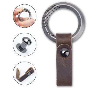 TC4 Titanium Alloy Key Rings Keychains Buckle Pendant Super Cowhide Man Car Keychain pour la créativité masculine Gift EDC Outdoor Tool