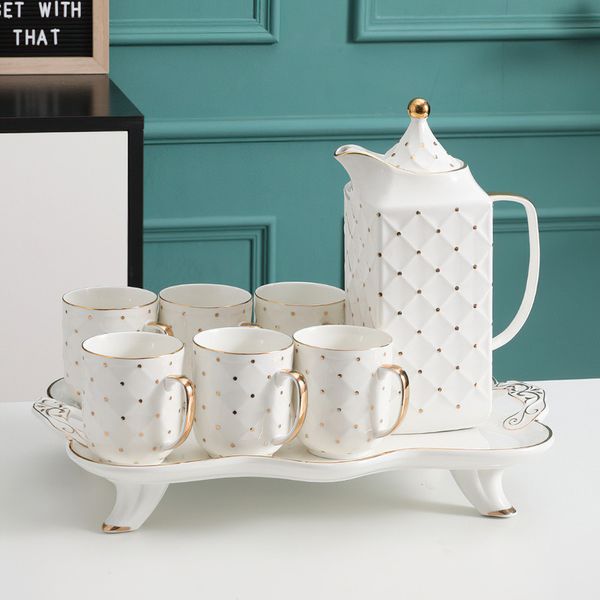 Tasses à thé en céramique Service à café Nordic Gold avec plateau British Water Ware Pot Ménage Cuisine Fournitures Cadeau Tasse Bouilloire 230724