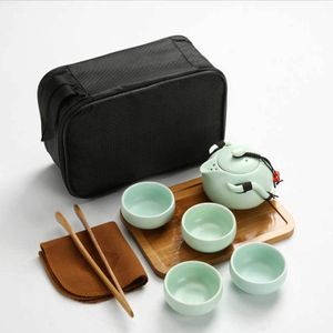 Tasses à thé Ensemble de voyage chinois Kung Fu Tasses à thé portables en céramique Théière en porcelaine Outils de cérémonie Gaiwan Mini Pot fait à la main 230901