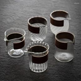 Tasses à thé marteler une équité en verre texturé tasse de distribution épaissie du distributeur de chaleur en bois transparent japonais transparent en bois mer
