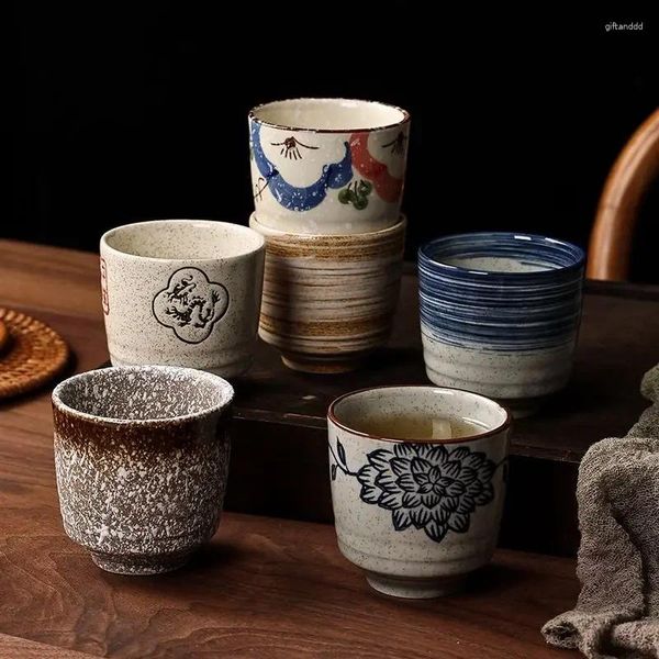 Tasses à thé de style japonais Hefeng en céramique peinte à la main Vin de vin petite taille Boire la maison épaissie résistante à la chaleur