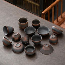 Tasses à thé Rétro sculpture tasses à thé haut de gamme en céramique service à thé tasses violet poterie Kung Fu tasse à thé céramique tasse à thé pour thé petite tasse à thé 231204