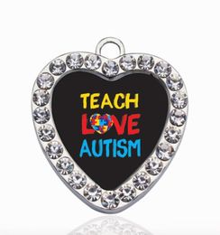 Enseigner l'amour autistique Circle de sensibilisation Charme Copper Pendant pour le collier Bracelet Connecteur Femmes ACCESSOIRES DE BIJOTS CONSEUR9123509