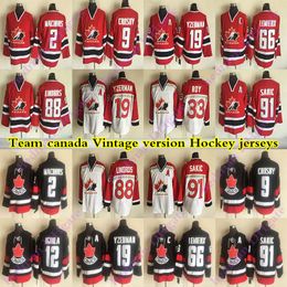 Team Canada CCM Vintage truien 66 LEMIEUX 19 YZERMAN 9 CROSBY 33 ROY 91 SAKIC 88 LINDROS 2 INNIS 12 IGINLA hockeyshirt