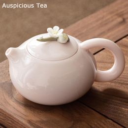 Dehua – service à thé en porcelaine blanche, graisse de mouton, Jade, fait à la main, fleurs pincées, théière Kung Fu, accessoires de cérémonie du thé domestique, cadeau