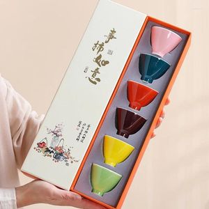 Ensembles de voies de thé 6pcs sous le glaçage en céramique tasse de thé ensemble de tas de thé bol peint à la main japonais tasses colorées