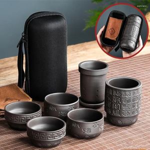 Juegos de té de té de cerámica negra Copa rápida 1 tope 4 tazas Té de viaje con bolsa portátil al aire libre Tetera arena morada