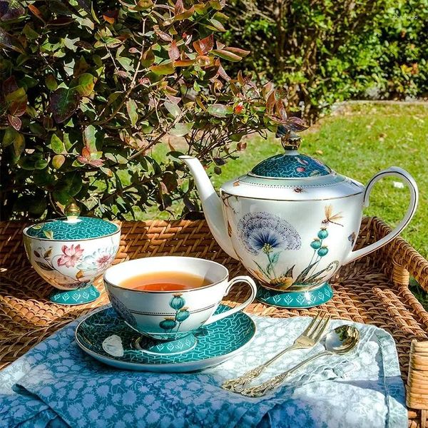 Juegos de té, cafetera Bohemia, taza de té de cerámica con flores y pájaros, caja de regalo, taza de café de porcelana de hueso, azucarero de leche, tetera de la tarde