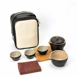 Ensembles de voiles de thé Ensemble de thé de voyage chinois Coffee céramique portable Portable tascup Porcelain Service Quality tass tasses de cérémonie théière