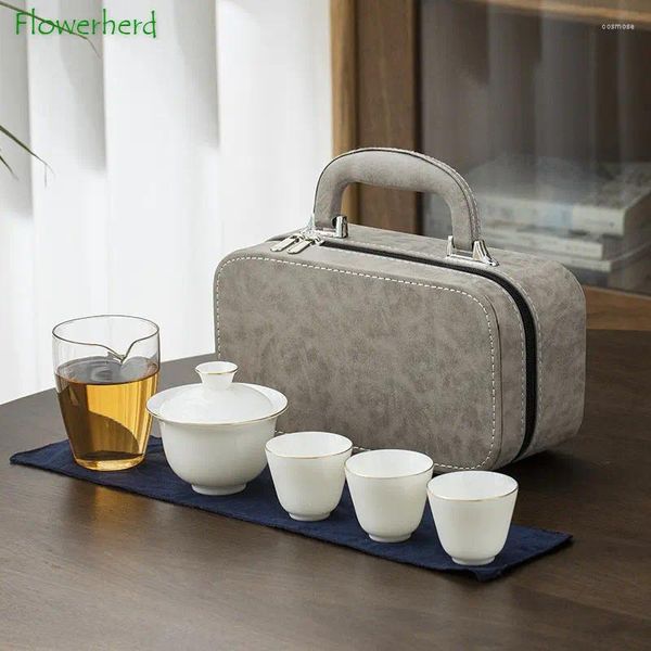 Juegos de té Regalo creativo Cerámica Cordero Grasa Jade Juego de té Viaje Gaiwan Cuenco cubierto Paquete de tres tazas Portátil