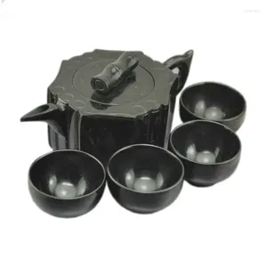 Juegos de té de té de jade verde oscuro 1 teteras 4 tacups de té salud gongfu puramente tallado a mano jades teaset