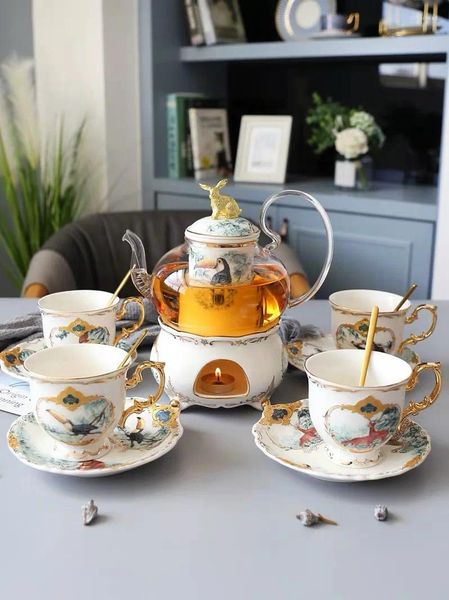 Juntos de té de copa de té y platillo europeo Copas de café con porcelana de huesos 4/6 piezas de altura de borosilicato Tapot Tetime Teatime Taza