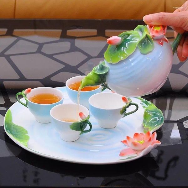 Ensembles de thé en émail de l'émail de la mode China Lotus 6 Thé set chinois élégant Creative Ceramic Mug Wholesale