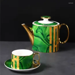 Ensembles de voies de thé Green et or Os Bone Chine Nordic Teapot Set Ceramic Coffee Cup 15pcs café avec Saucer Milk Pot Gift Boîte